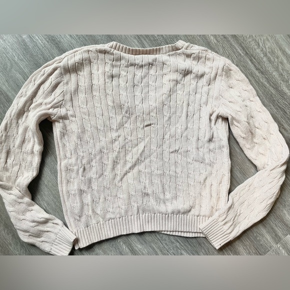 Brandy Melville Knit V-neck Sweater - Picture 4 of 4